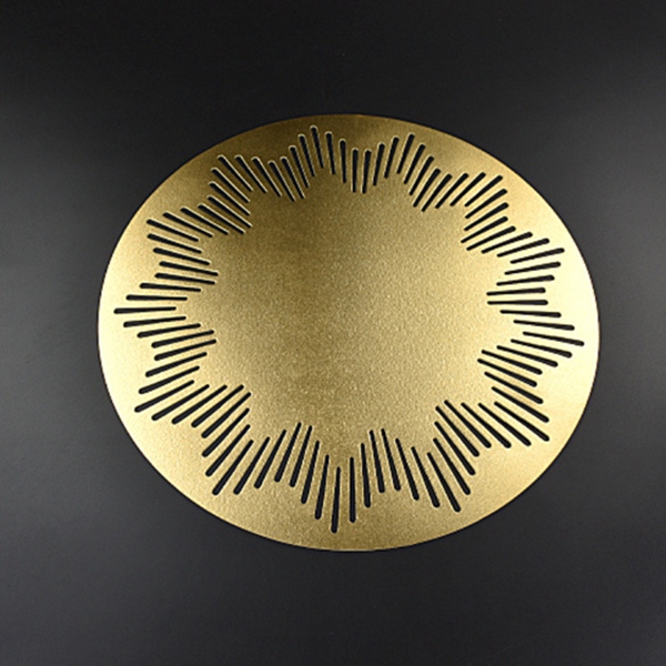 Gold round placemat.jpg