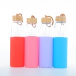 Customized Single Wall Borosilicate Drinking Glass Water Bottle with Bamboo Lid Silicone Sleeve